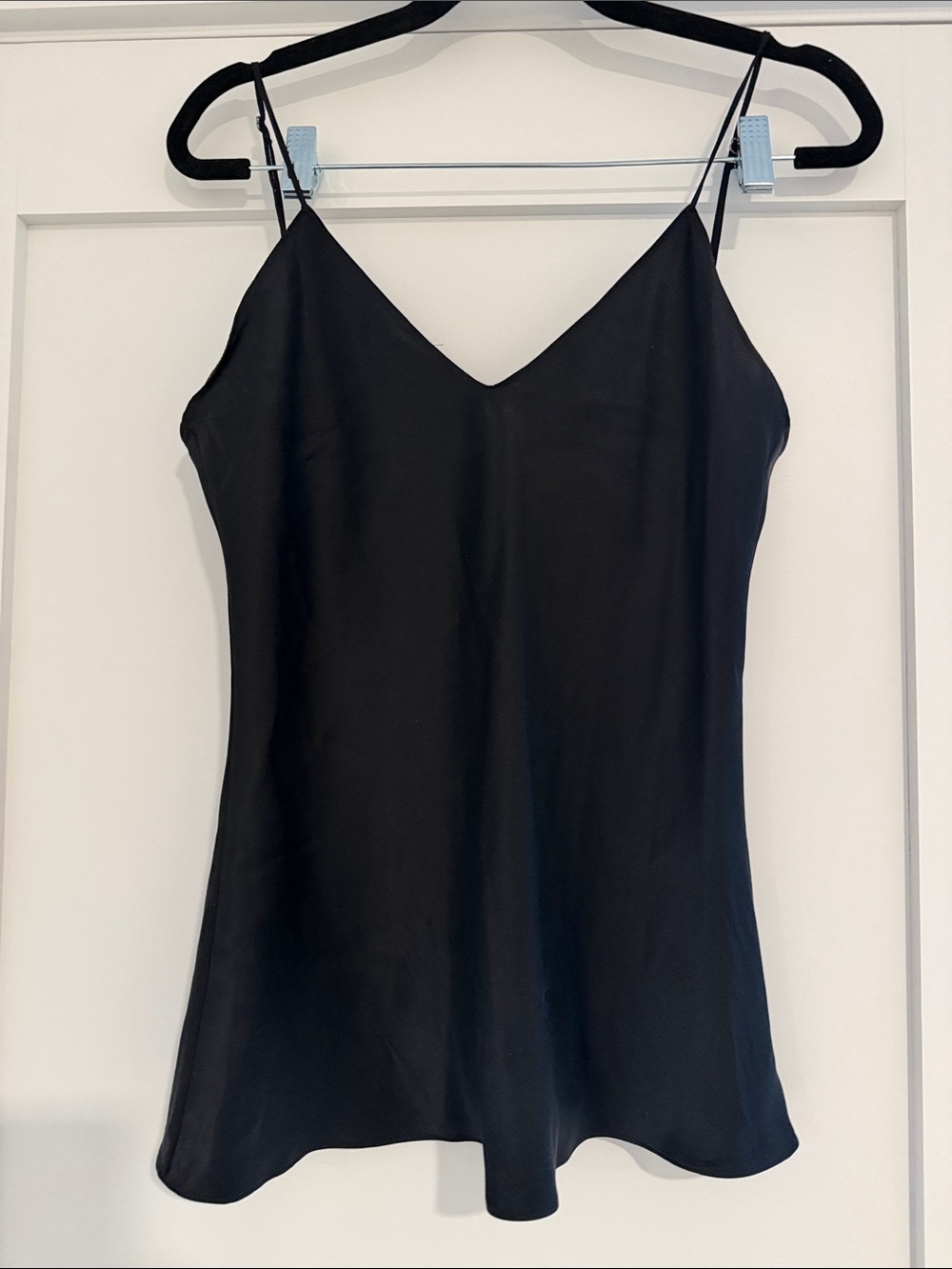 Emerson Thorpe Black V-Neck Silk Camisole Top - Women